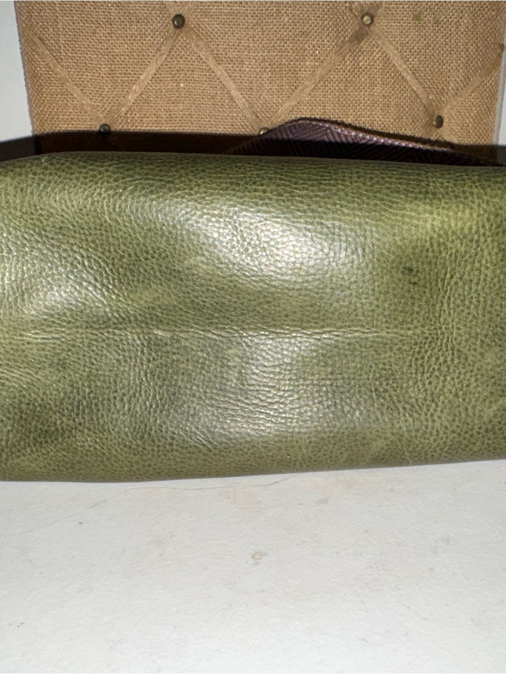 Meanwhile Back On The Farm Hunter Green Leather Crossbody Shoulder Bag - Picture 5 of 9